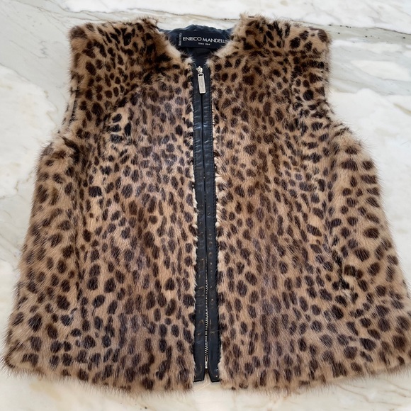 VINTAGE ENRICO MANDELLI MINK FUR VEST SIZE US 6 NWOTS! - Picture 9 of 17